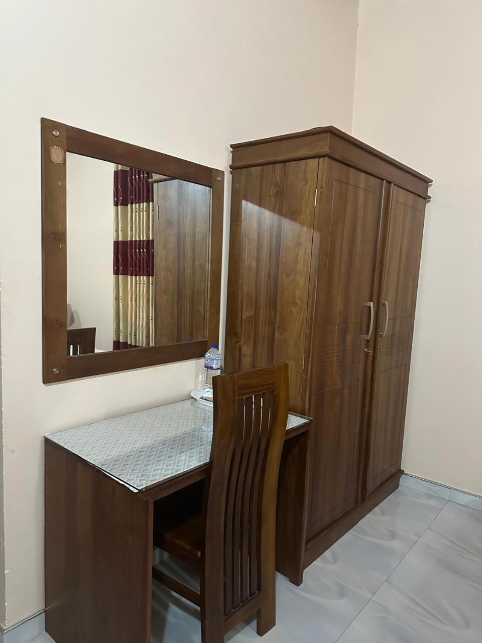 Lahiru Airport Villa Andiambalama Zewnętrze zdjęcie